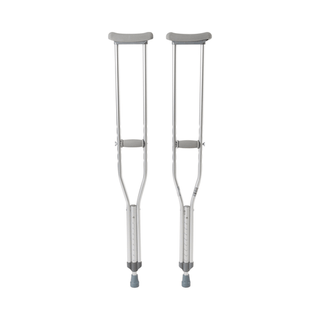 McKesson Adult Underarm Crutches, 5'2" – 5'10" | Quantity - 1x CS