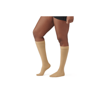 HOSIERY COMP KNEE 20-30 MEDIUM B TAN