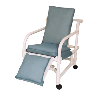 MJM ECHO LINE HAMPERS - Echo Shower Chair, 18" Internal Width, 3" Twin Casters, 250 lb Capacity | Quantity - 1x EA